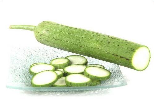 秋吃梨夏吃瓜,秋梨润肺夏瓜消暑